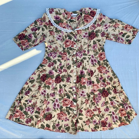 Diana Marco Dresses & Skirts - Vintage Diana Marco Floral Rose Lace Bib Dress